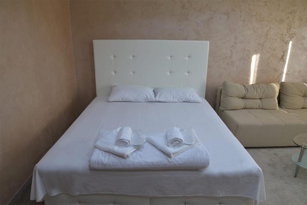 Villa Lunar Lux Kruševac Zewnętrze zdjęcie